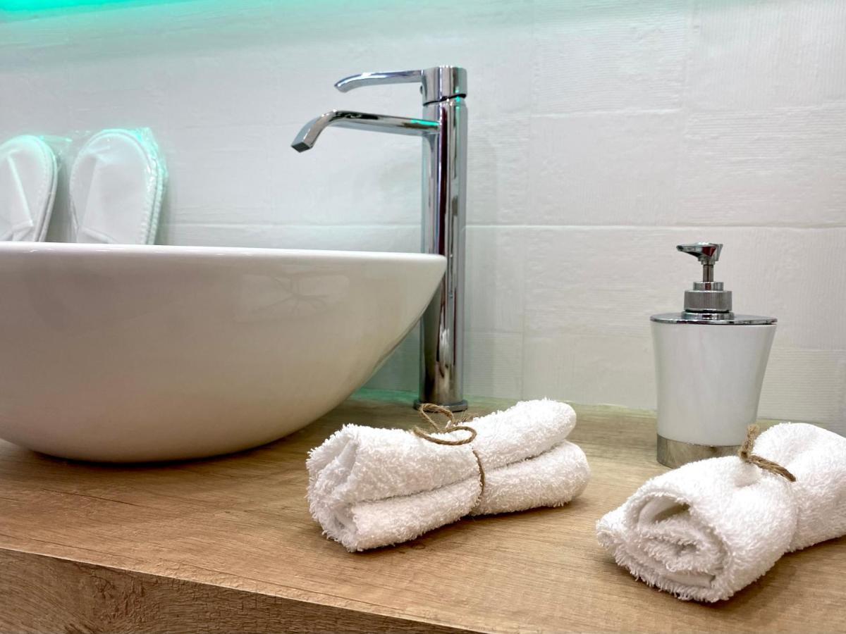 Suite Breeze - Private Heated Pool Màlaga Exteriér fotografie